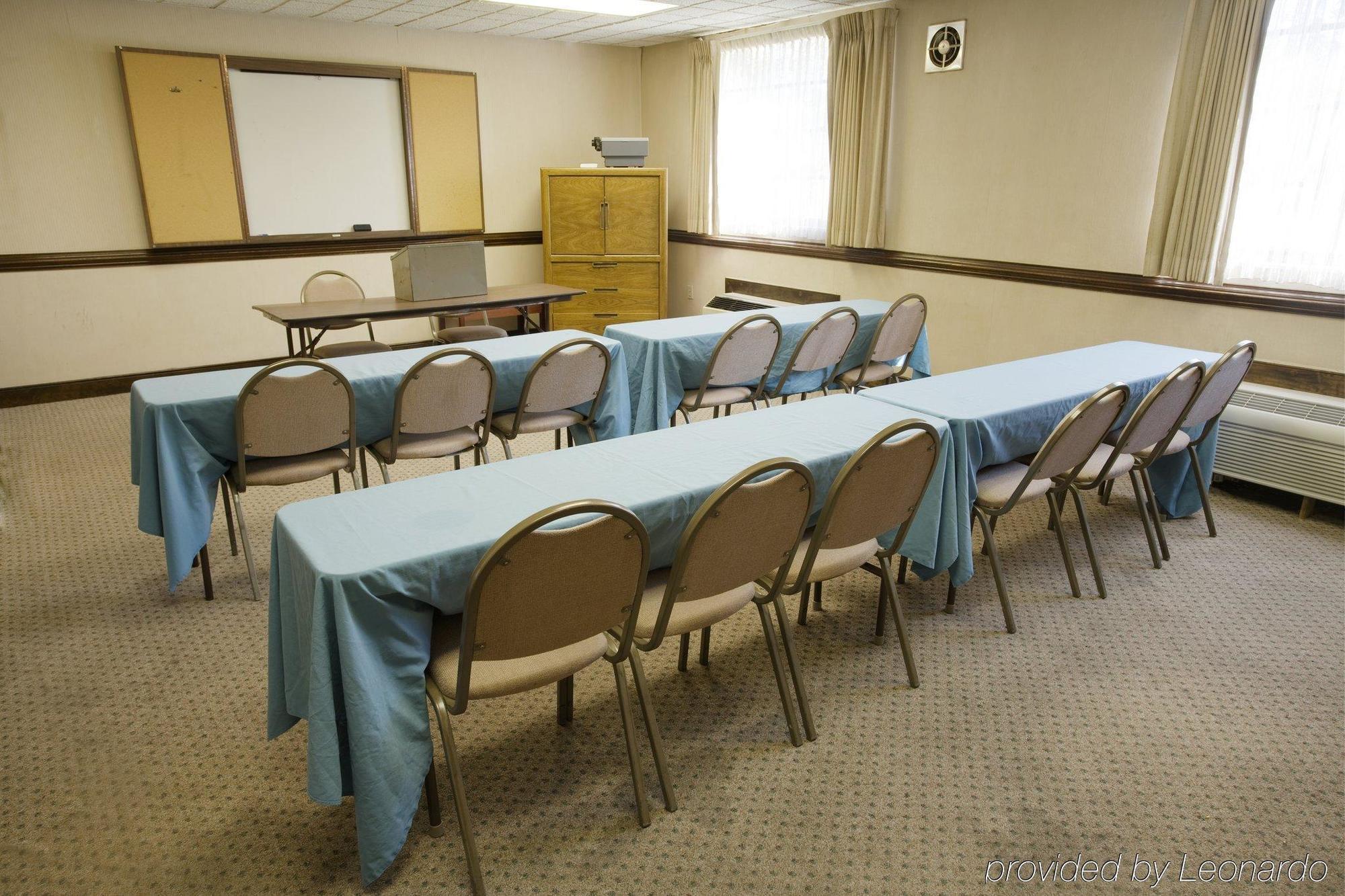 Americas Best Value Inn Richmond South Bellwood Servizi foto