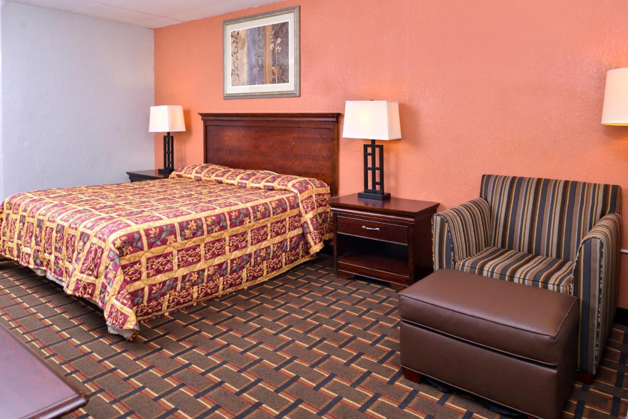 Americas Best Value Inn Richmond South Bellwood Esterno foto