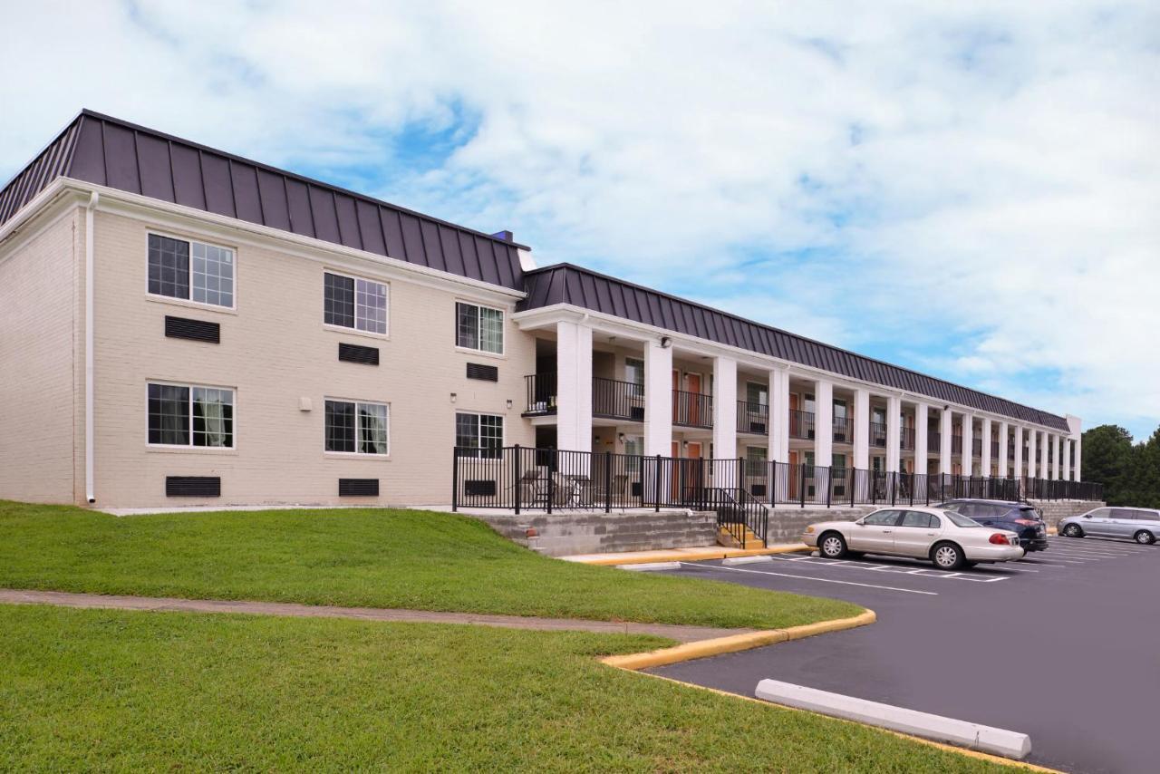 Americas Best Value Inn Richmond South Bellwood Esterno foto