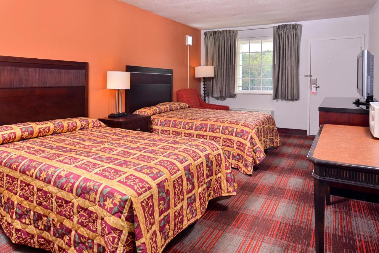 Americas Best Value Inn Richmond South Bellwood Esterno foto
