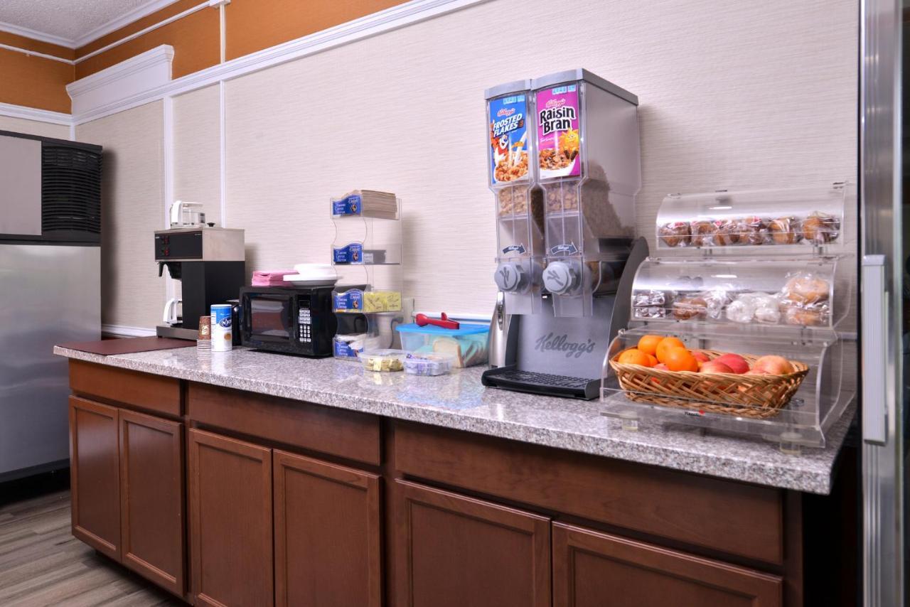 Americas Best Value Inn Richmond South Bellwood Esterno foto