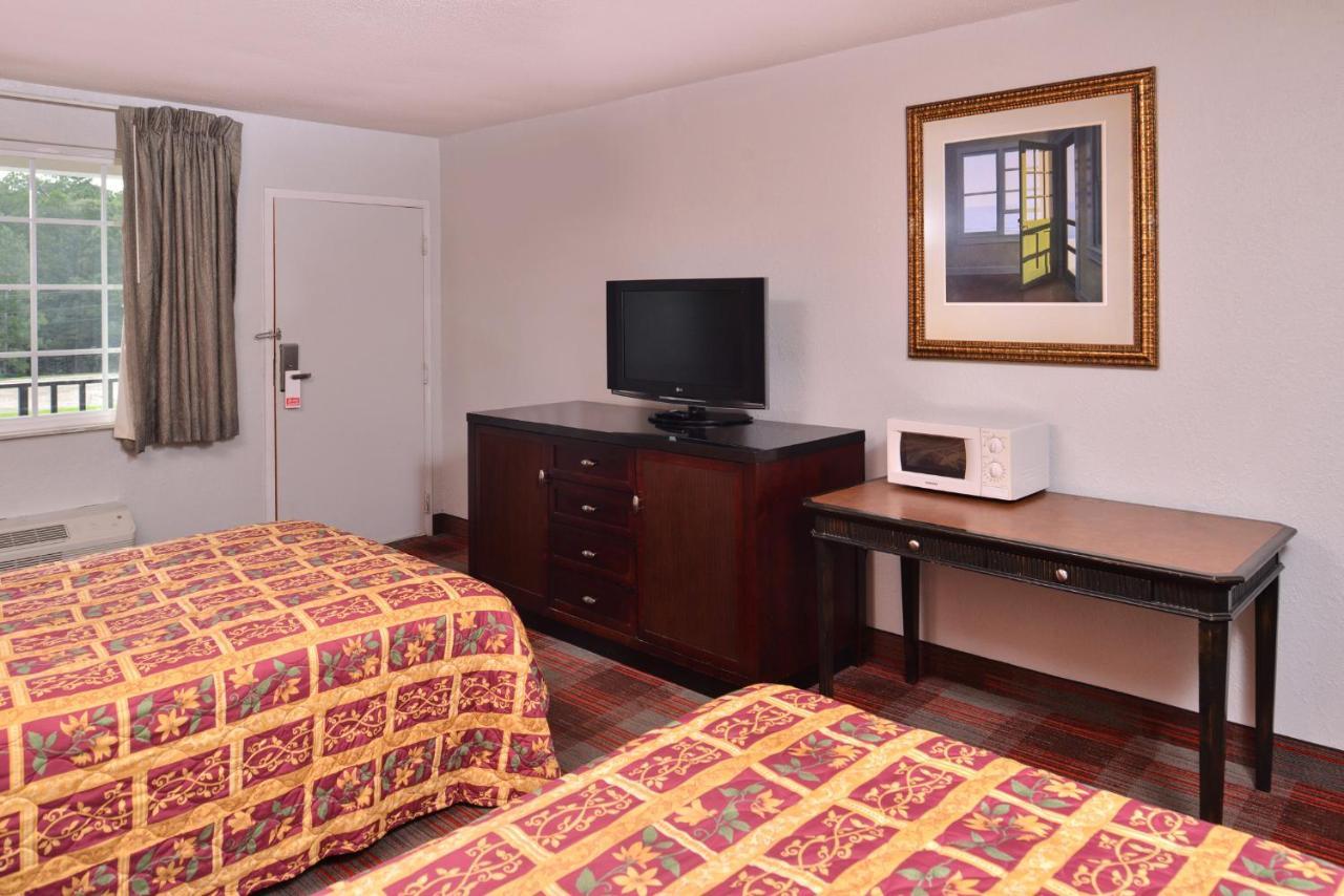 Americas Best Value Inn Richmond South Bellwood Esterno foto